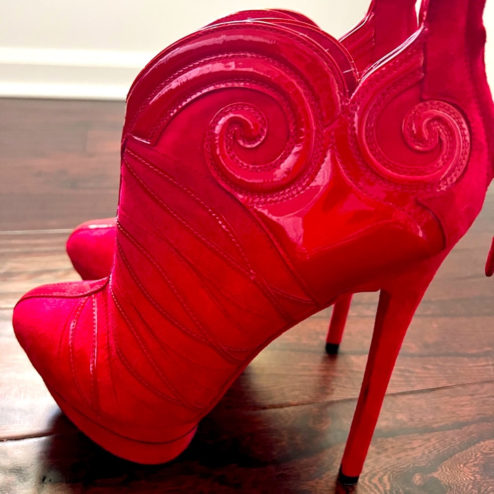 COPY - Brian Atwood platform pumps